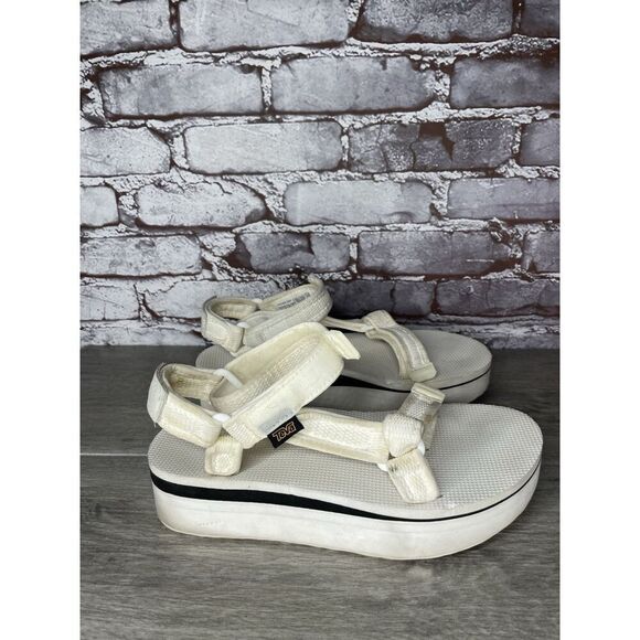 Teva Flatform Universal Mesh Platform Sandals White Mesh Strappy Women 8M US/39 - Picture 16 of 16